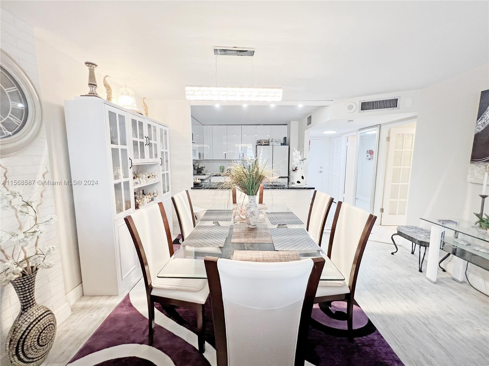 2801 NE 183rd St 1108W, Aventura, Florida 33160, 1 Bedroom Bedrooms, ,1 BathroomBathrooms,Residential,For Sale,2801 NE 183rd St 1108W,A11568587