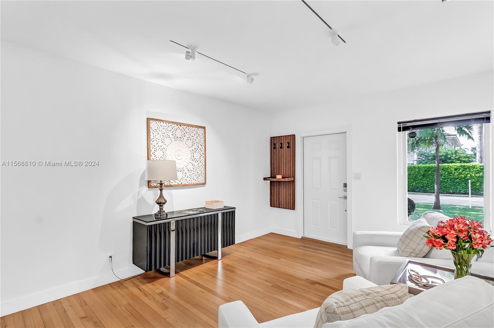 1296 NE 99th St 1296, Miami Shores, Florida 33138, 3 Bedrooms Bedrooms, ,2 BathroomsBathrooms,Residentiallease,For Rent,1296 NE 99th St 1296,A11568610