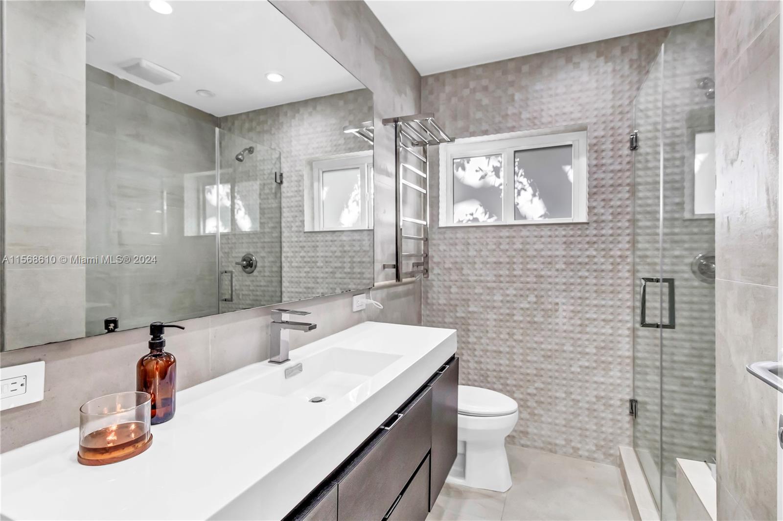 1296 NE 99th St 1296, Miami Shores, Florida 33138, 3 Bedrooms Bedrooms, ,2 BathroomsBathrooms,Residentiallease,For Rent,1296 NE 99th St 1296,A11568610