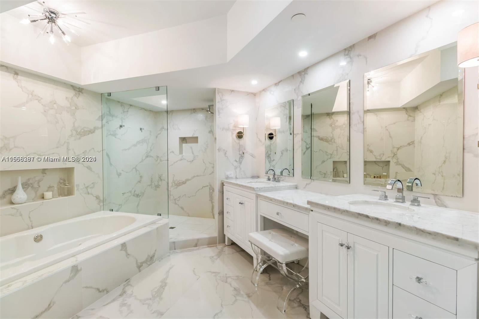 20191 E Country Club Dr TH7, Aventura, Florida 33180, 3 Bedrooms Bedrooms, ,3 BathroomsBathrooms,Residentiallease,For Rent,20191 E Country Club Dr TH7,A11568387