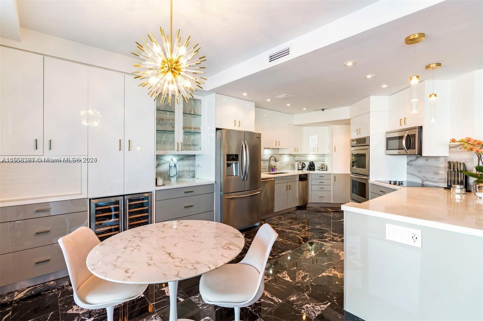 20191 E Country Club Dr TH7, Aventura, Florida 33180, 3 Bedrooms Bedrooms, ,3 BathroomsBathrooms,Residentiallease,For Rent,20191 E Country Club Dr TH7,A11568387