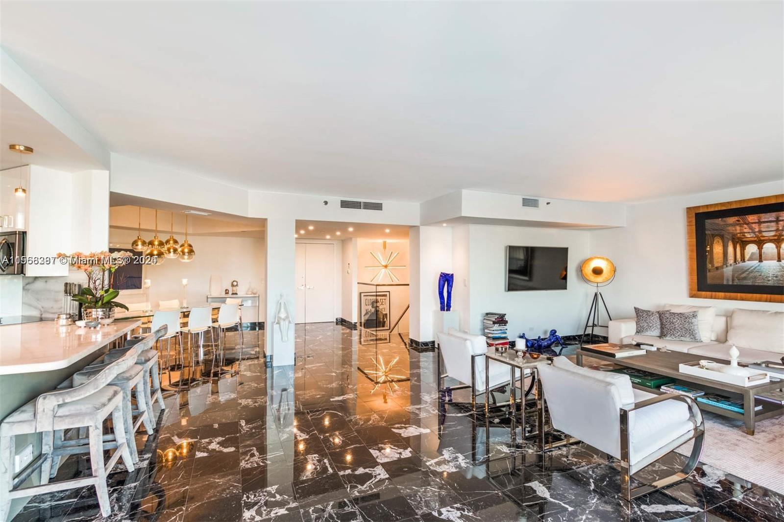 20191 E Country Club Dr TH7, Aventura, Florida 33180, 3 Bedrooms Bedrooms, ,3 BathroomsBathrooms,Residentiallease,For Rent,20191 E Country Club Dr TH7,A11568387