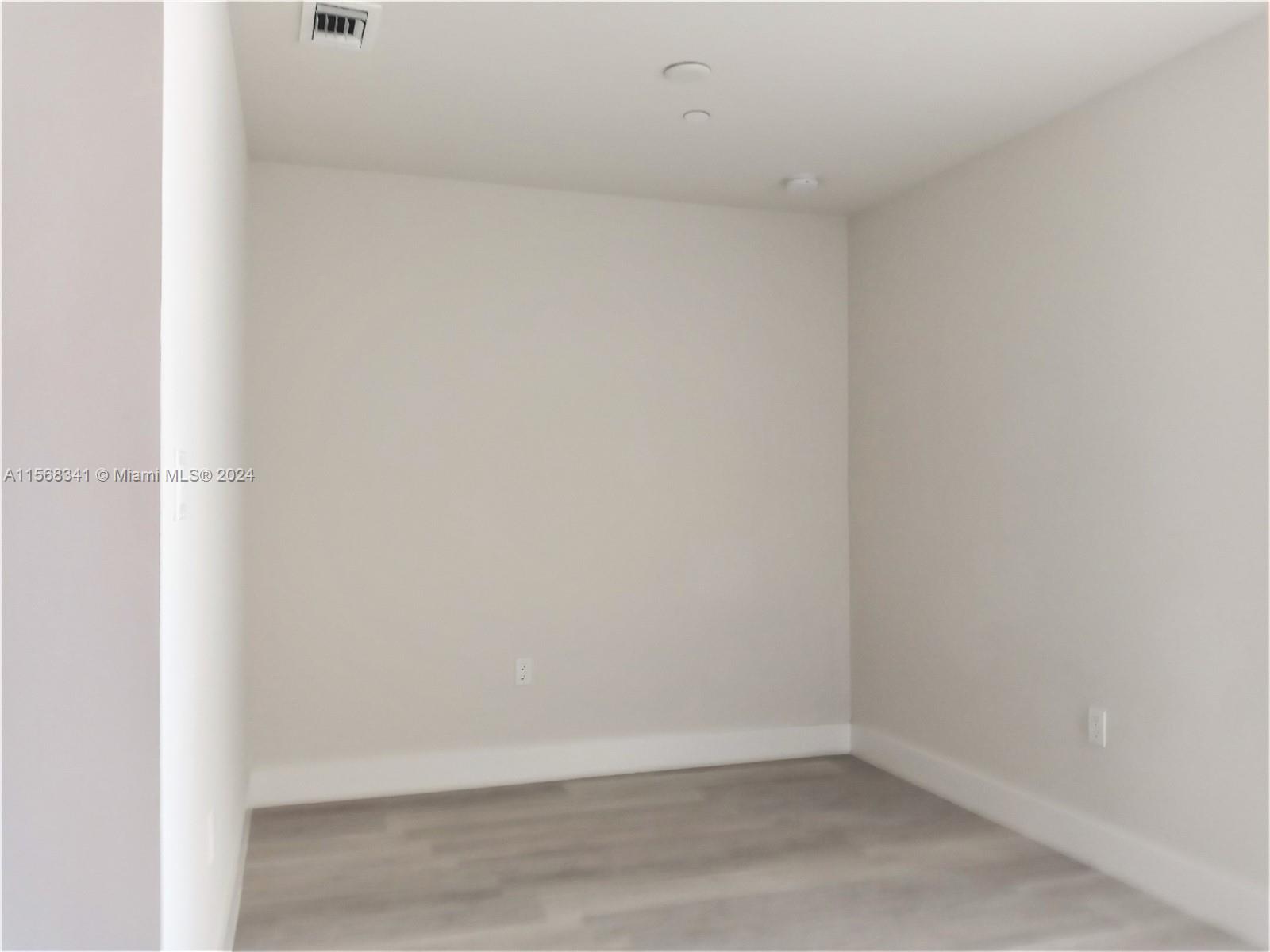 2555 NE 193rd St 2218, Miami, Florida 33180, 2 Bedrooms Bedrooms, ,2 BathroomsBathrooms,Residentiallease,For Rent,2555 NE 193rd St 2218,A11568341