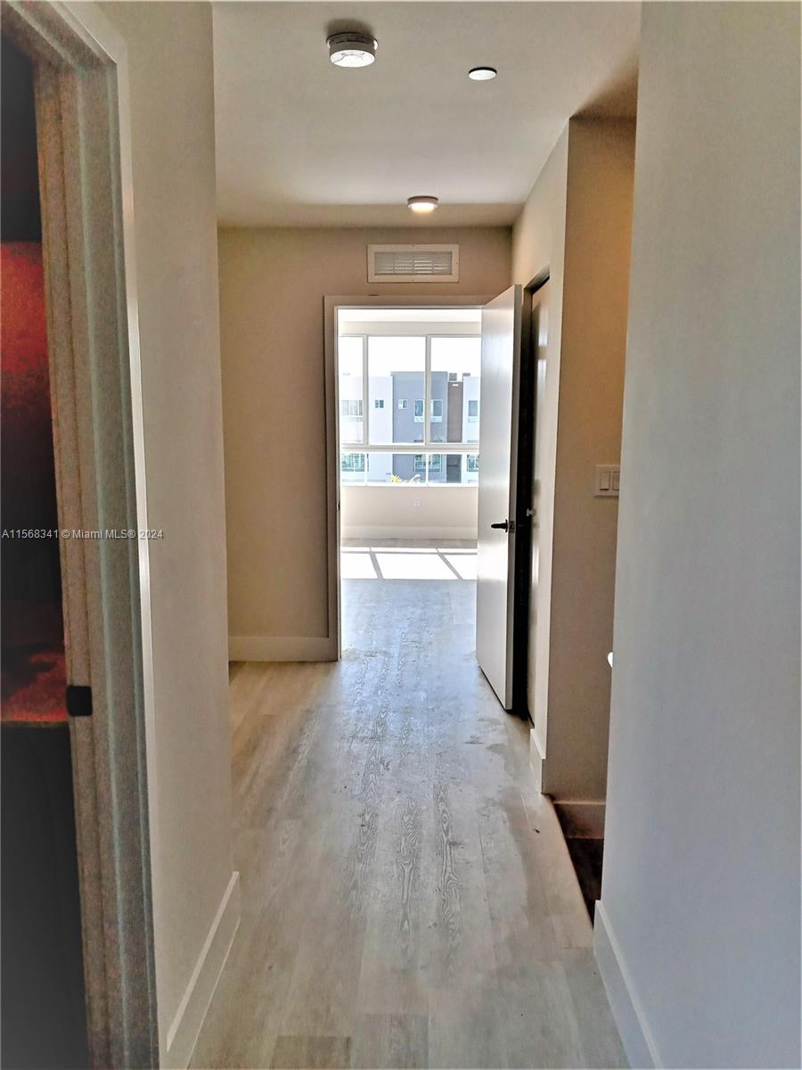 2555 NE 193rd St 2218, Miami, Florida 33180, 2 Bedrooms Bedrooms, ,2 BathroomsBathrooms,Residentiallease,For Rent,2555 NE 193rd St 2218,A11568341
