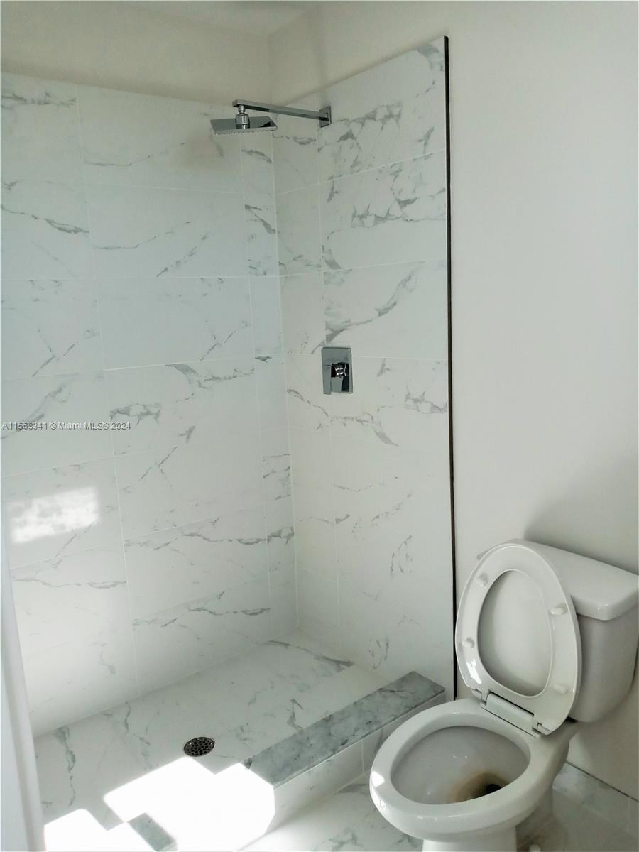 2555 NE 193rd St 2218, Miami, Florida 33180, 2 Bedrooms Bedrooms, ,2 BathroomsBathrooms,Residentiallease,For Rent,2555 NE 193rd St 2218,A11568341