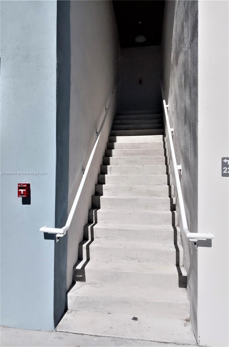 2555 NE 193rd St 2218, Miami, Florida 33180, 2 Bedrooms Bedrooms, ,2 BathroomsBathrooms,Residentiallease,For Rent,2555 NE 193rd St 2218,A11568341