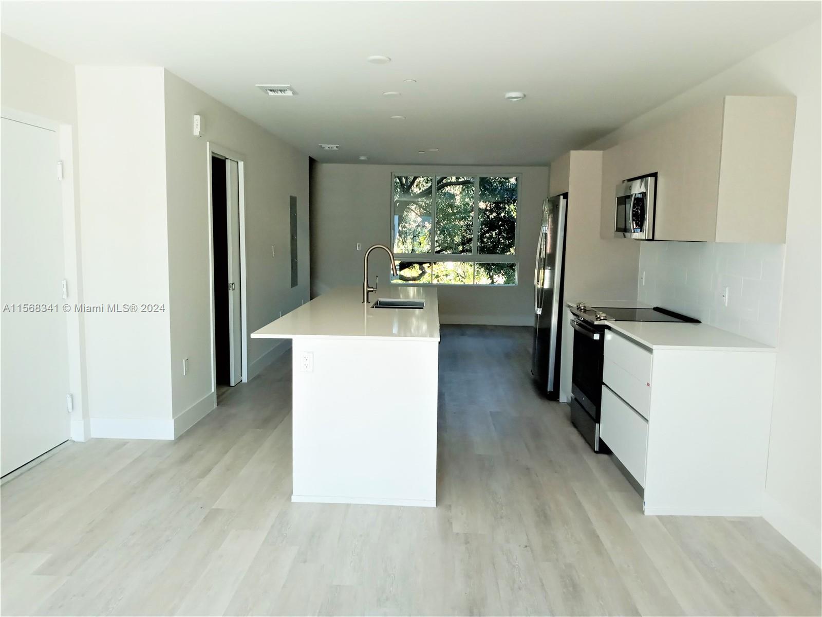 2555 NE 193rd St 2218, Miami, Florida 33180, 2 Bedrooms Bedrooms, ,2 BathroomsBathrooms,Residentiallease,For Rent,2555 NE 193rd St 2218,A11568341
