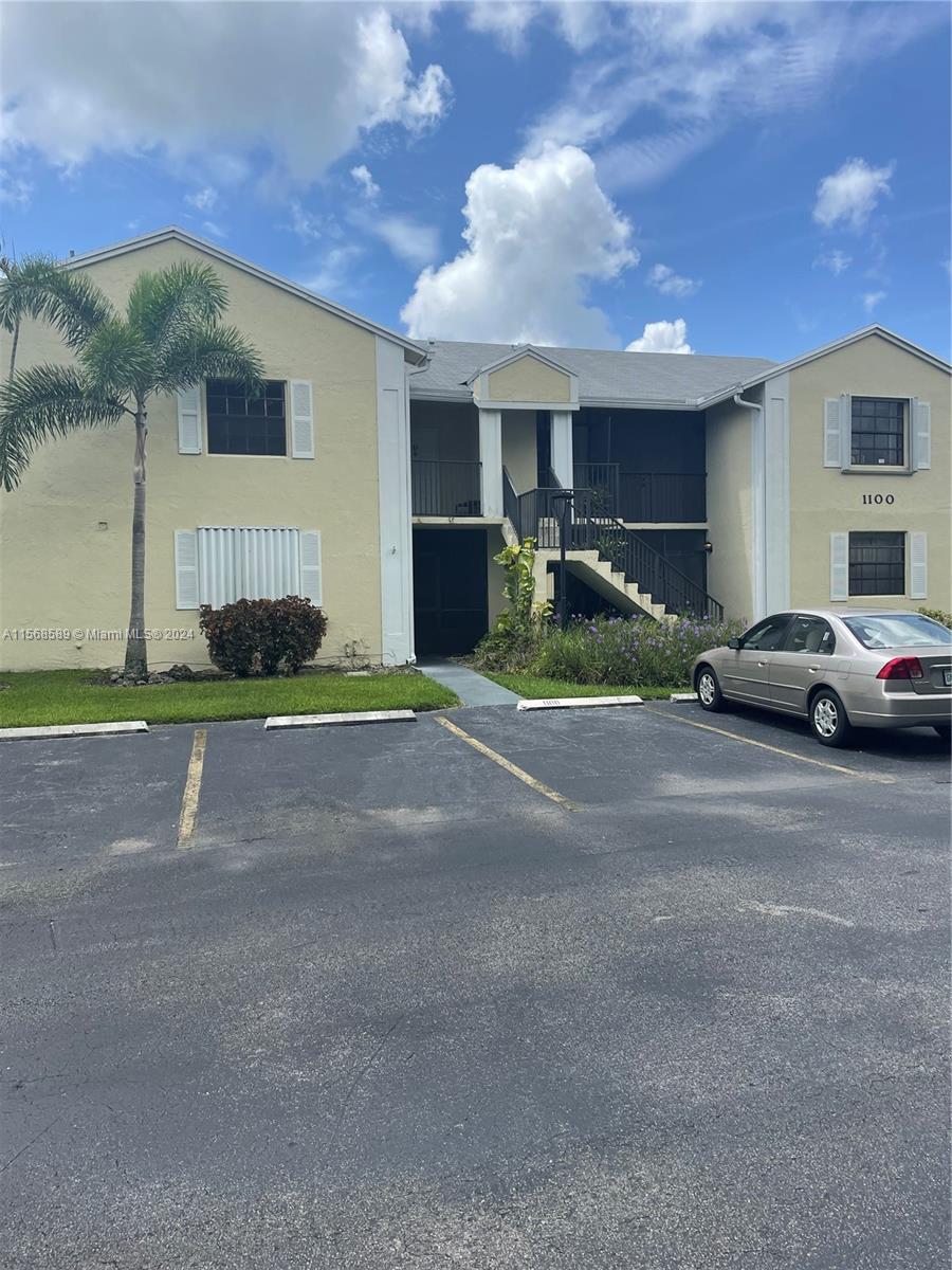 BEAUTIFUL LAKEFRONT - First floor, 960 Sq. Ft., 2 bedroom, 2 bath condo in gated community. Screened patio with outside storage closet. All appliances included. Laundry inside the unit. Unit is rented on a month-to-month for $2,000.