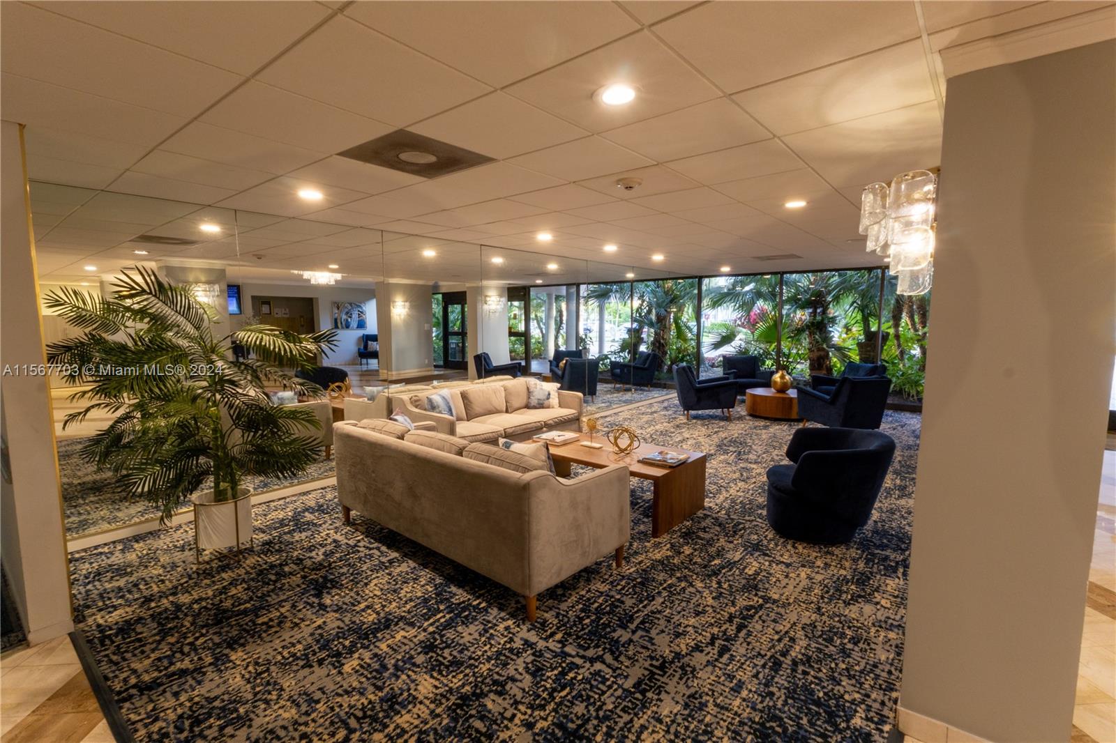 3800 Hillcrest Dr 310, Hollywood, Florida 33021, 1 Bedroom Bedrooms, ,1 BathroomBathrooms,Residential,For Sale,3800 Hillcrest Dr 310,A11567703
