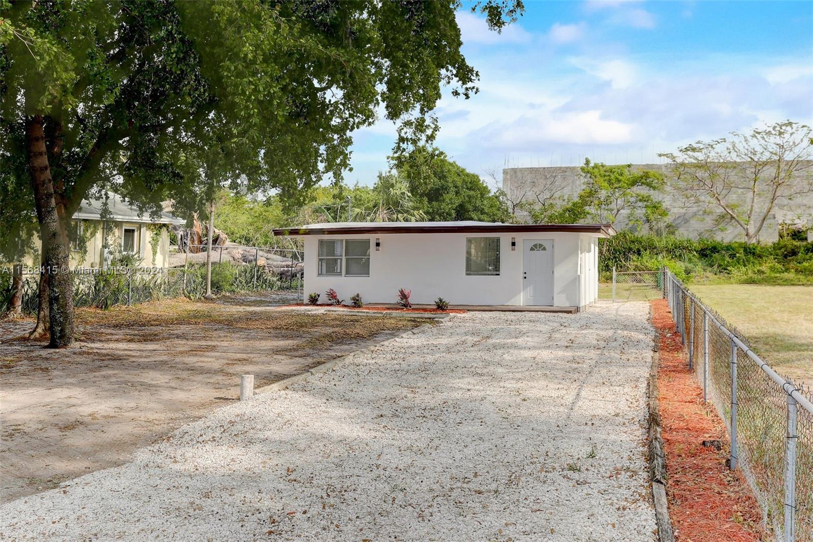 2313 NW 20th St  For Sale A11568415, FL
