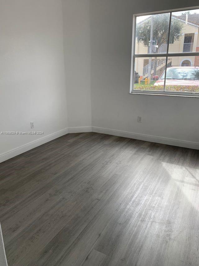 1662 SE 27th Dr 106, Homestead, Florida 33035, 2 Bedrooms Bedrooms, ,2 BathroomsBathrooms,Residential,For Sale,1662 SE 27th Dr 106,A11568629