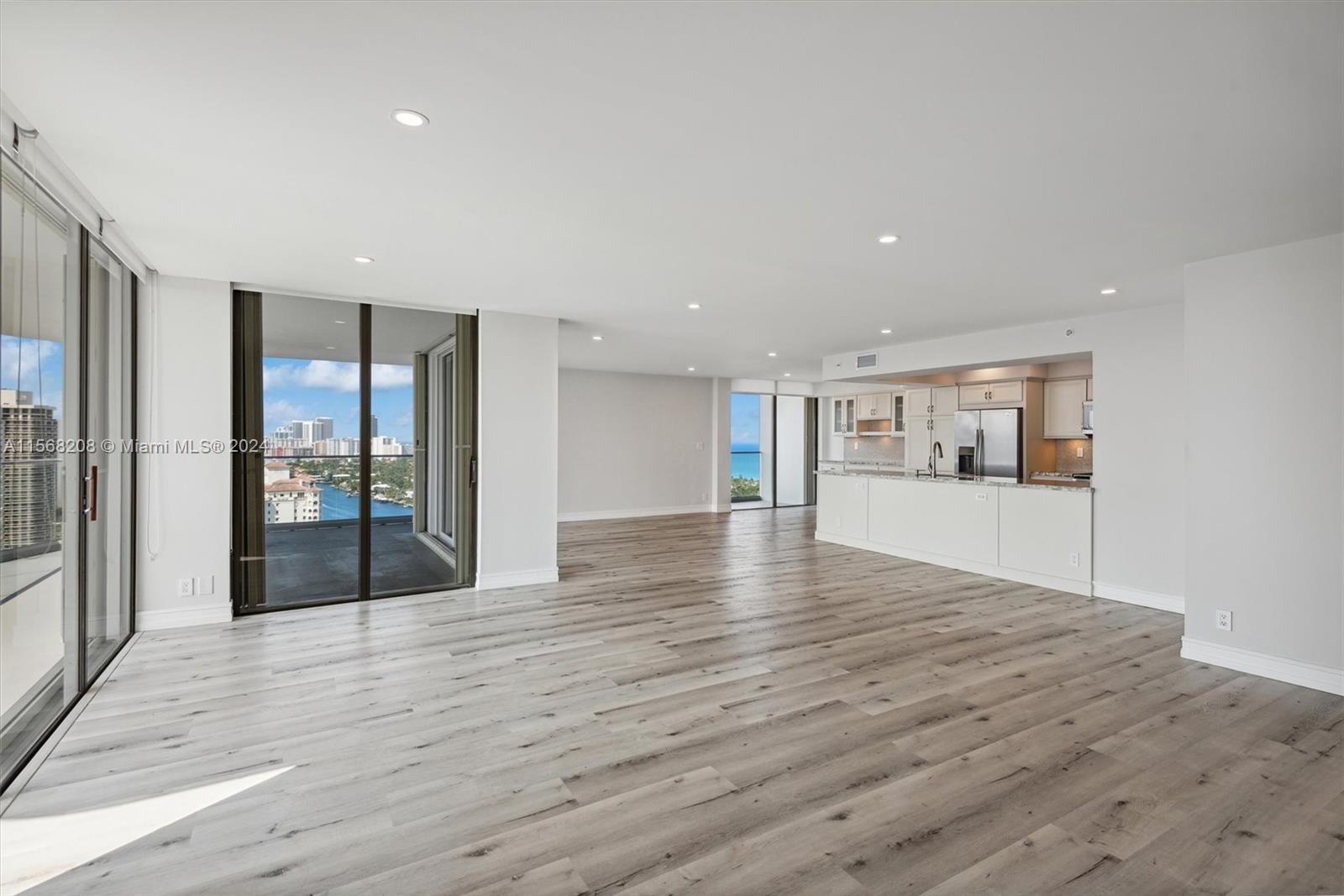 Living Dining