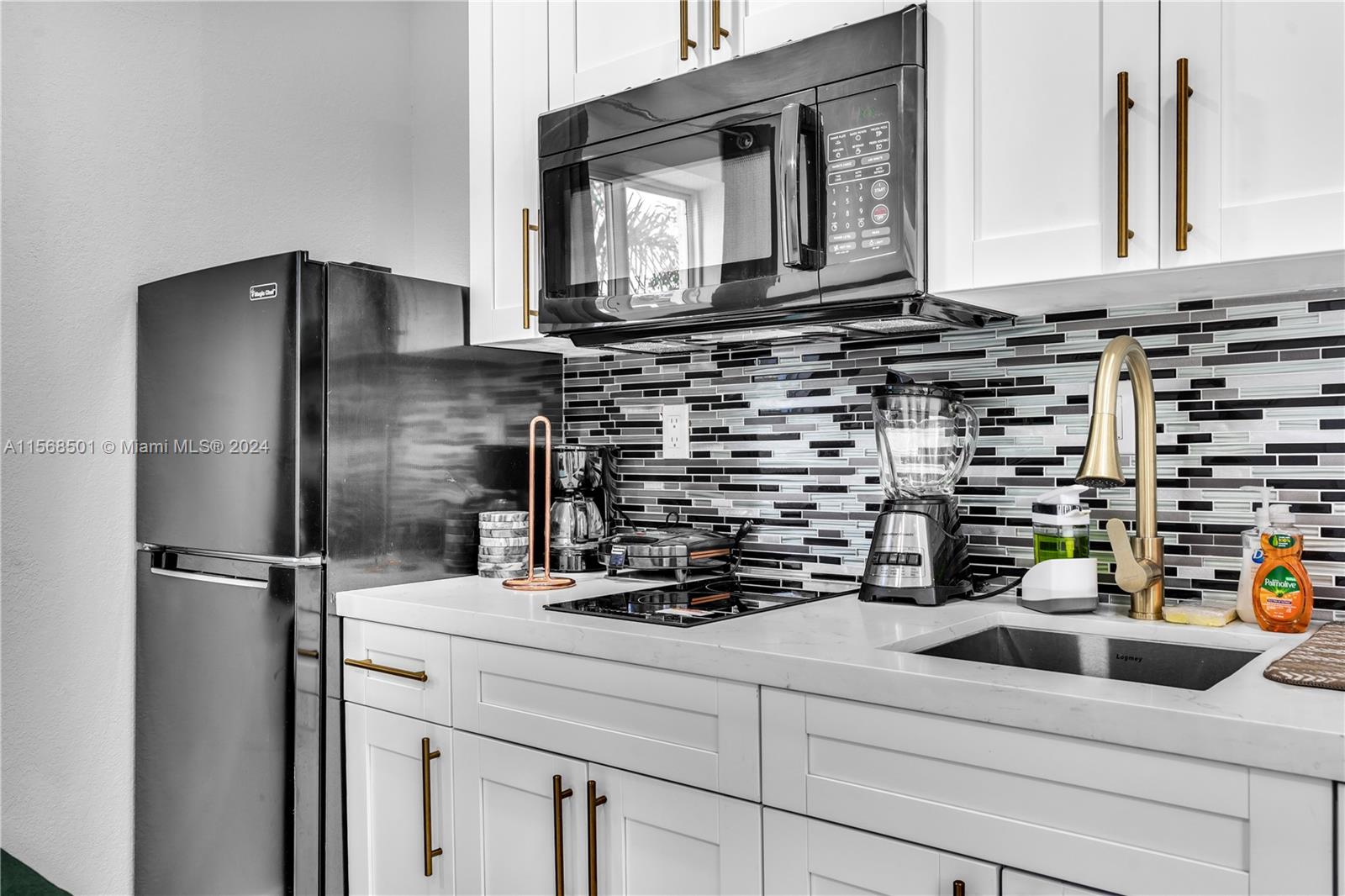 231 NW 44th St, Miami, Florida 33127, 5 Bedrooms Bedrooms, ,3 BathroomsBathrooms,Residential,For Sale,231 NW 44th St,A11568501