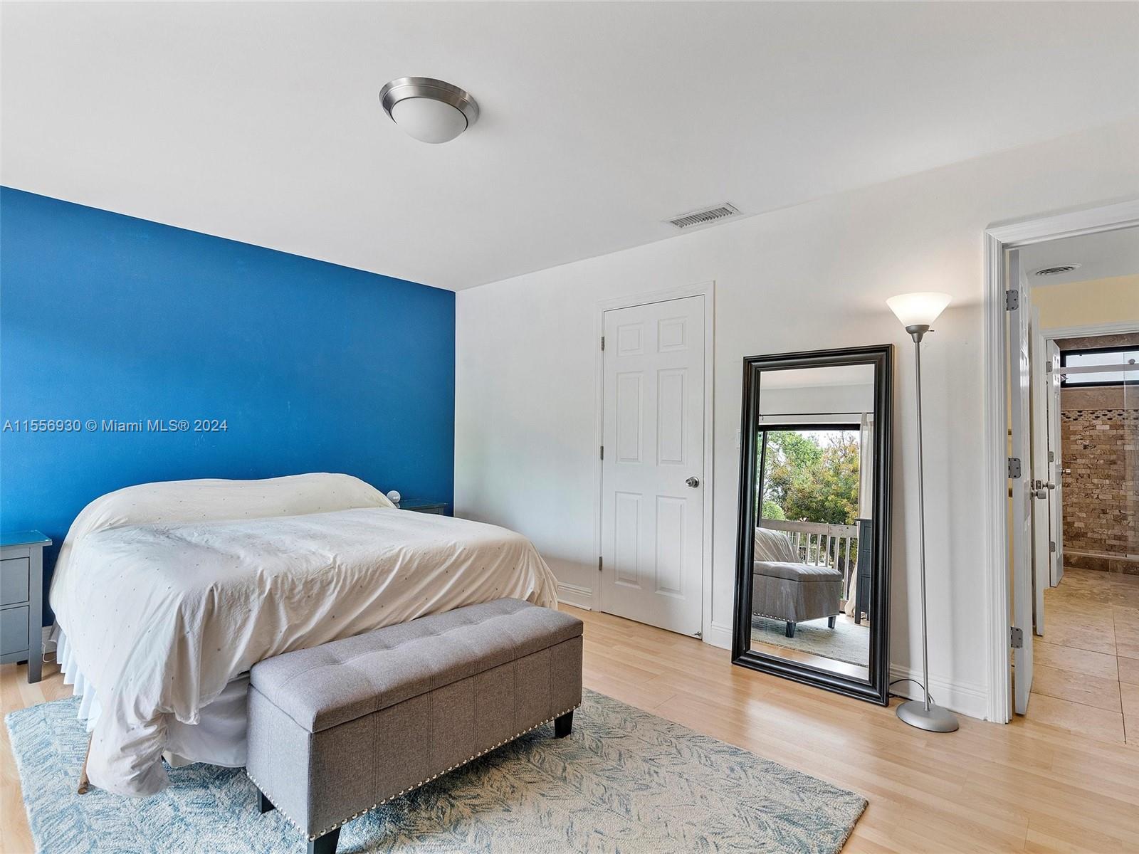 515 NE 38th St 10, Miami, Florida 33137, 2 Bedrooms Bedrooms, ,1 BathroomBathrooms,Residential,For Sale,515 NE 38th St 10,A11556930