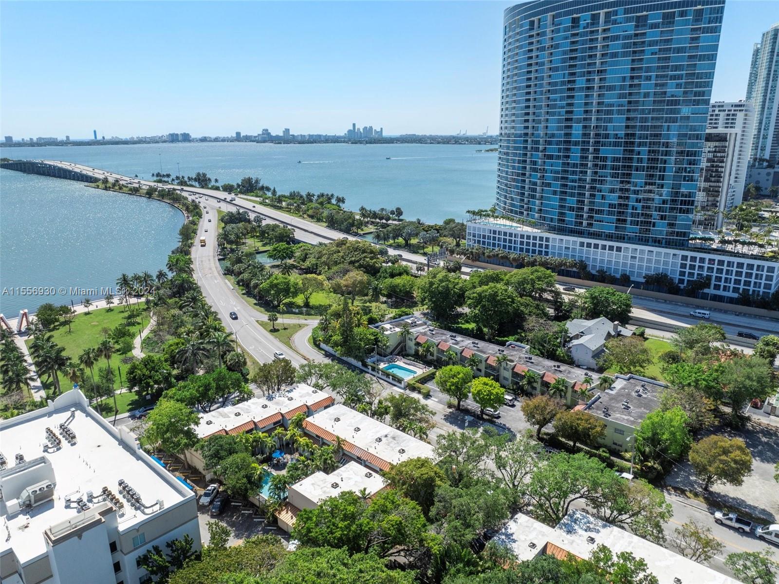 515 NE 38th St 10, Miami, Florida 33137, 2 Bedrooms Bedrooms, ,1 BathroomBathrooms,Residential,For Sale,515 NE 38th St 10,A11556930