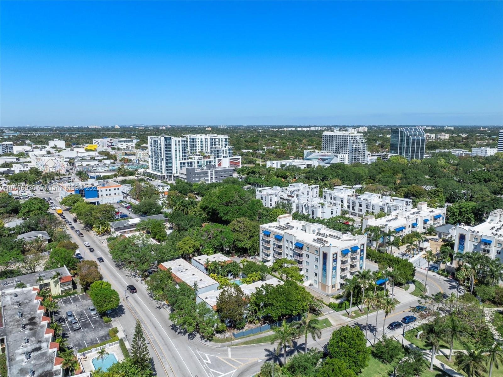 515 NE 38th St 10, Miami, Florida 33137, 2 Bedrooms Bedrooms, ,1 BathroomBathrooms,Residential,For Sale,515 NE 38th St 10,A11556930