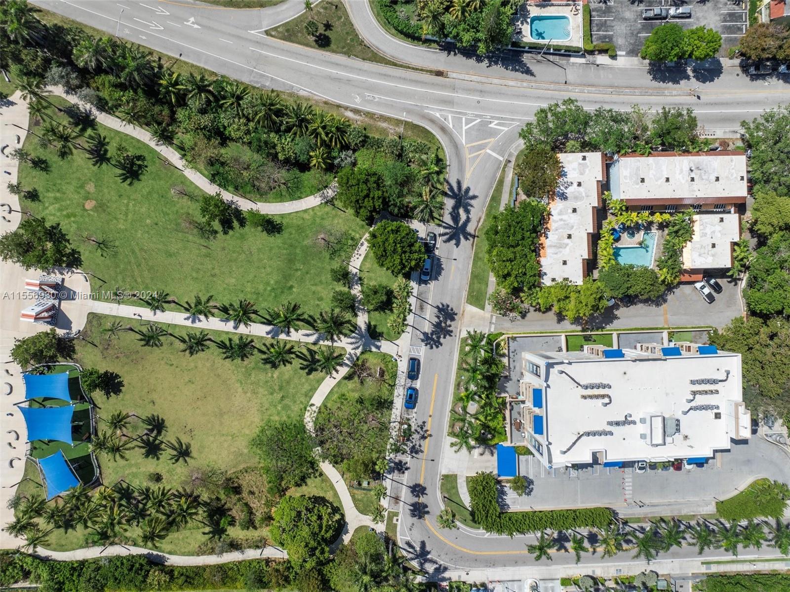 515 NE 38th St 10, Miami, Florida 33137, 2 Bedrooms Bedrooms, ,1 BathroomBathrooms,Residential,For Sale,515 NE 38th St 10,A11556930