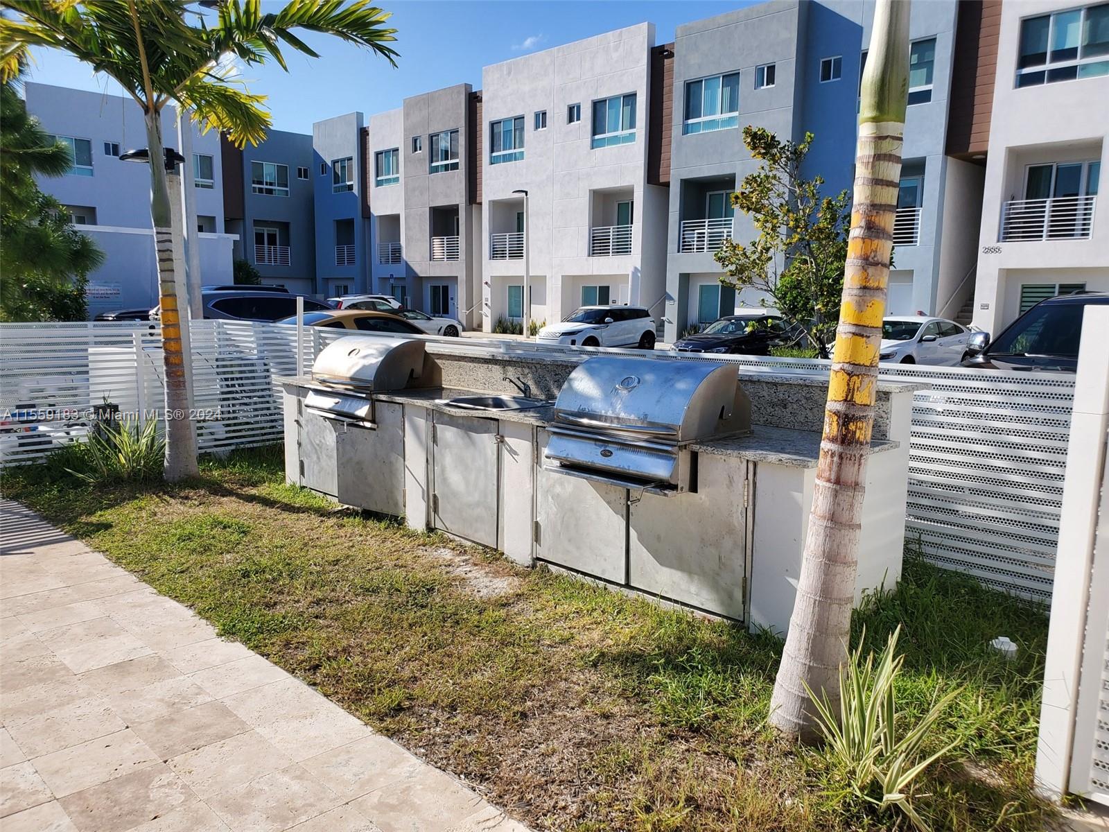 2555 NE 193rd St 2224, Unincorporated Dade County, Florida 33180, 2 Bedrooms Bedrooms, ,2 BathroomsBathrooms,Residentiallease,For Rent,2555 NE 193rd St 2224,A11559183