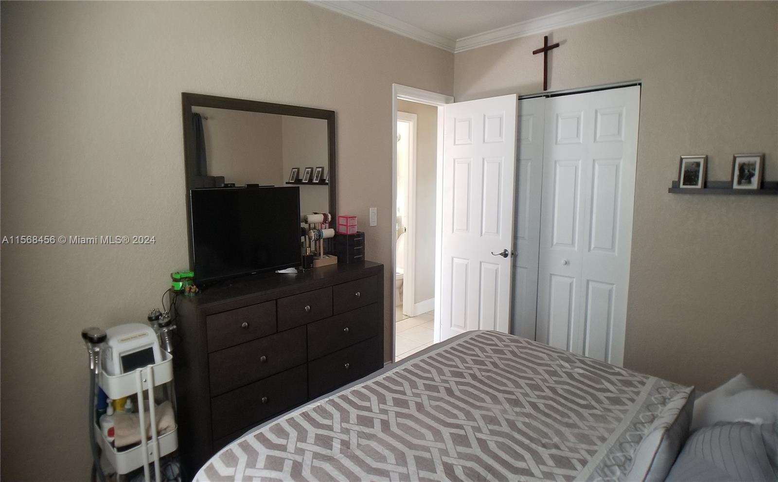 46 NE 171st St, North Miami Beach, Florida 33162, 3 Bedrooms Bedrooms, ,1 BathroomBathrooms,Residentiallease,For Rent,46 NE 171st St,A11568456