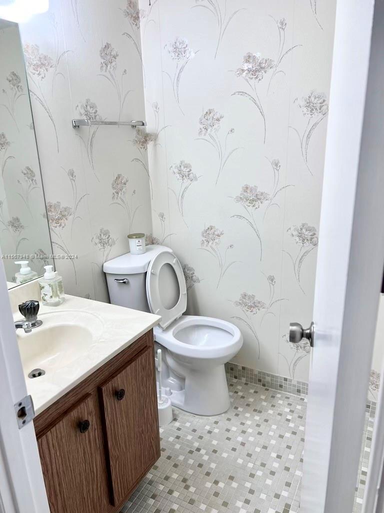 8120 SW 24th St 310, North Lauderdale, Florida 33068, 1 Bedroom Bedrooms, ,1 BathroomBathrooms,Residential,For Sale,8120 SW 24th St 310,A11567948