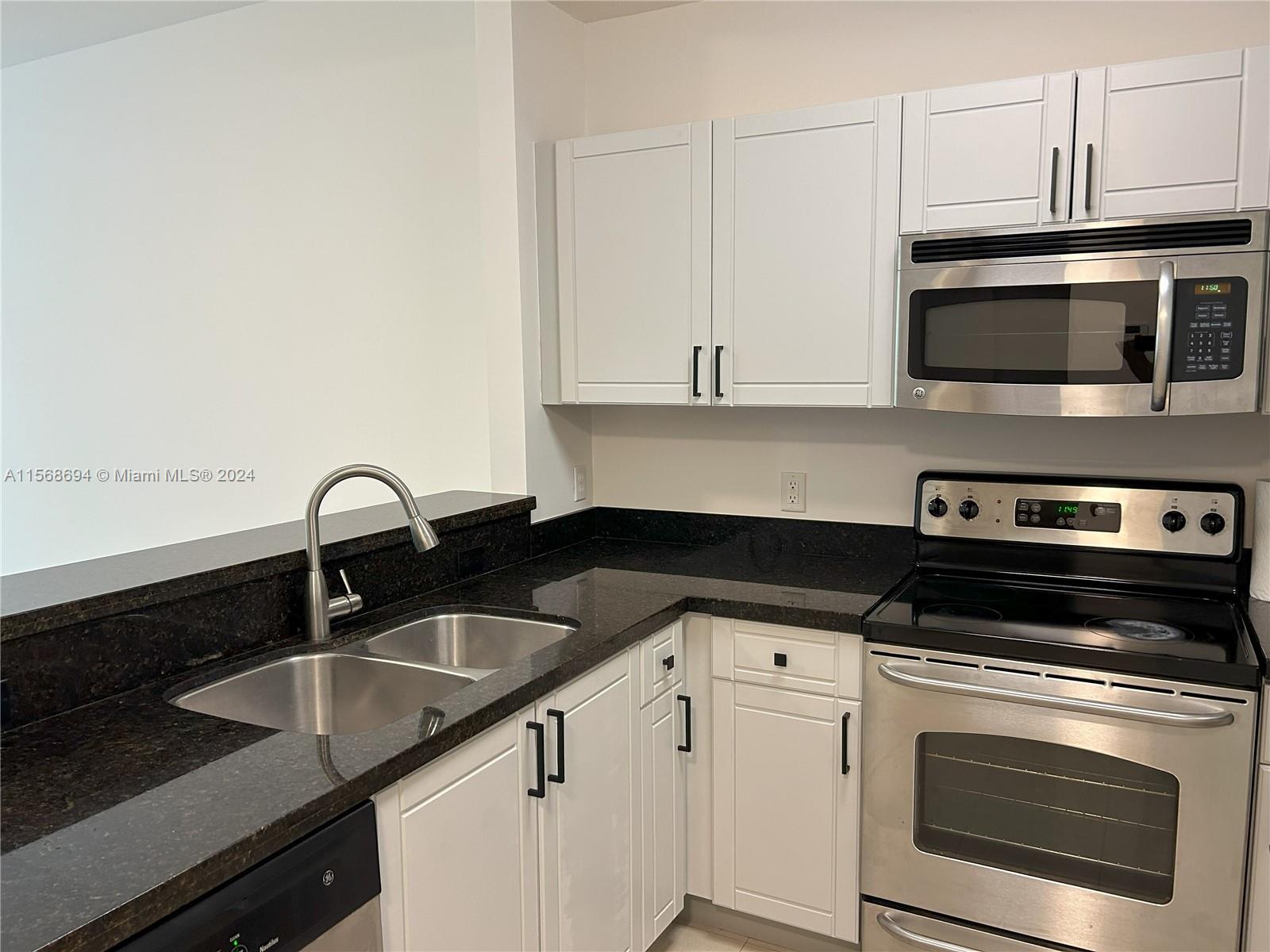 652 NE 63rd St 105, Miami, Florida 33138, 1 Bedroom Bedrooms, ,1 BathroomBathrooms,Residentiallease,For Rent,652 NE 63rd St 105,A11568694