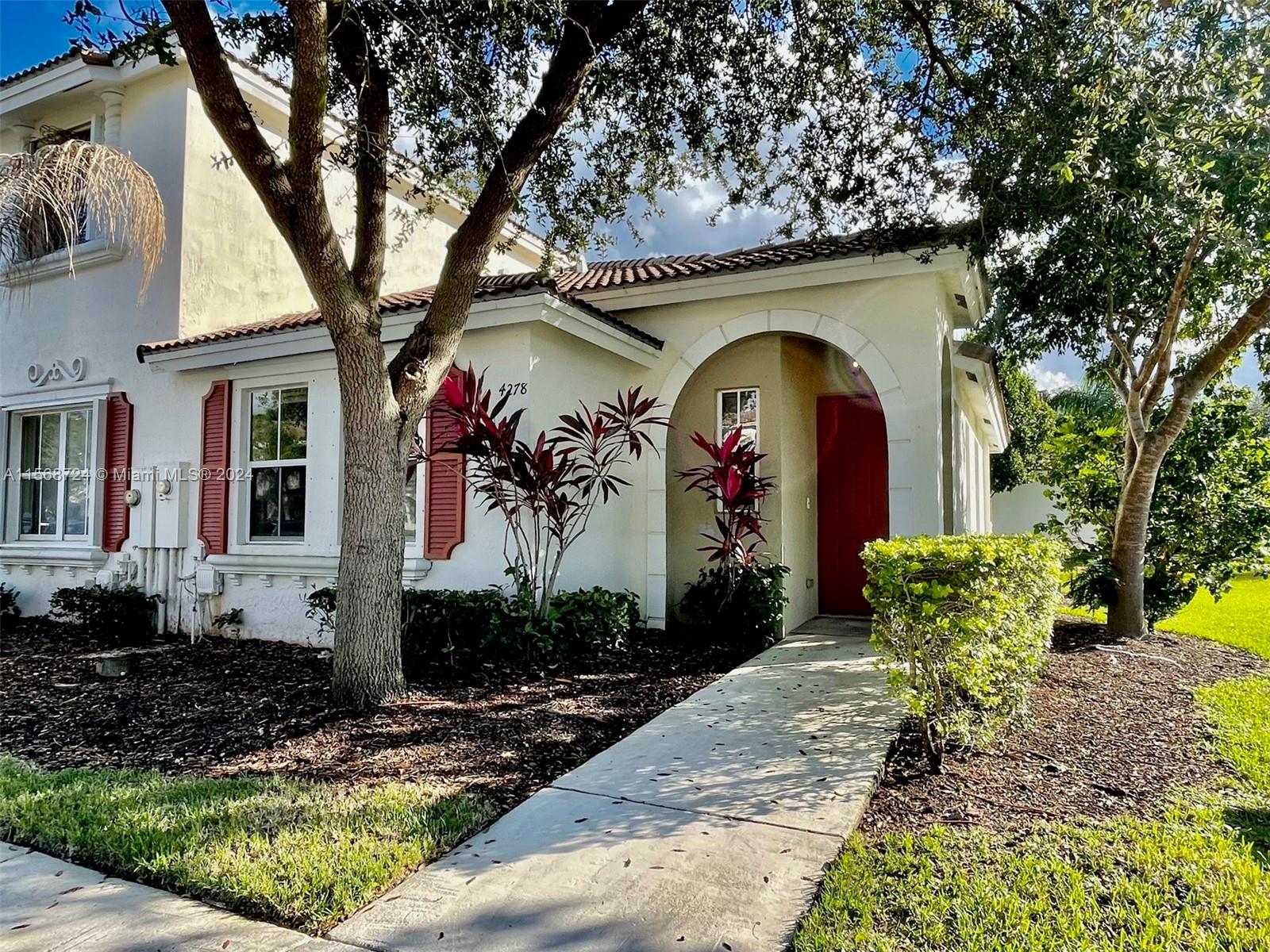 4278 NE 10th Ct, Homestead, Florida 33033, 2 Bedrooms Bedrooms, ,2 BathroomsBathrooms,Residentiallease,For Rent,4278 NE 10th Ct,A11568724