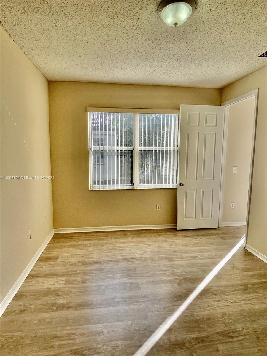 4278 NE 10th Ct, Homestead, Florida 33033, 2 Bedrooms Bedrooms, ,2 BathroomsBathrooms,Residentiallease,For Rent,4278 NE 10th Ct,A11568724