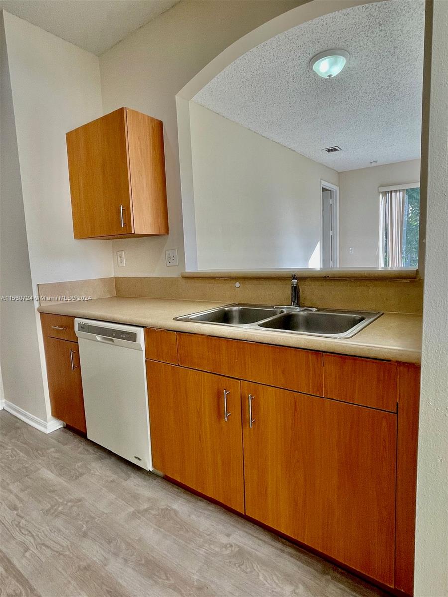 4278 NE 10th Ct, Homestead, Florida 33033, 2 Bedrooms Bedrooms, ,2 BathroomsBathrooms,Residentiallease,For Rent,4278 NE 10th Ct,A11568724