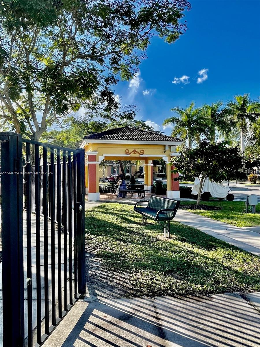 4278 NE 10th Ct, Homestead, Florida 33033, 2 Bedrooms Bedrooms, ,2 BathroomsBathrooms,Residentiallease,For Rent,4278 NE 10th Ct,A11568724