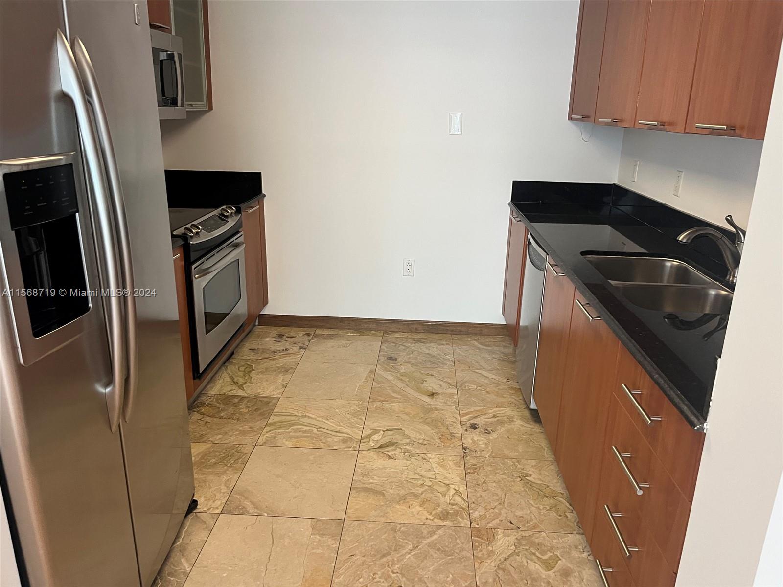 1800 N Bayshore Dr 915, Miami, Florida 33132, 2 Bedrooms Bedrooms, ,2 BathroomsBathrooms,Residentiallease,For Rent,1800 N Bayshore Dr 915,A11568719