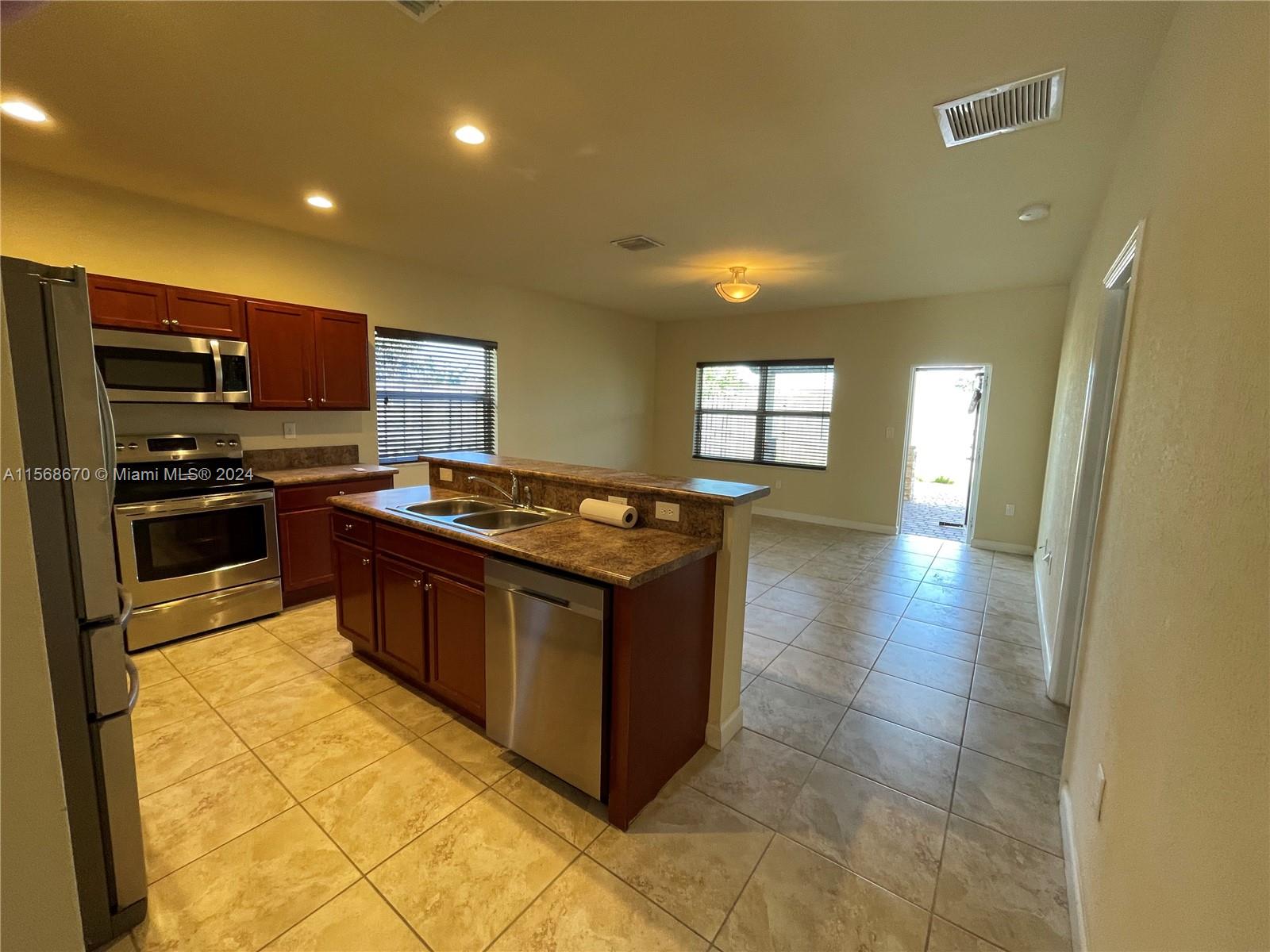 2401 NE 4th St, Homestead, Florida 33033, 4 Bedrooms Bedrooms, ,2 BathroomsBathrooms,Residential,For Sale,2401 NE 4th St,A11568670