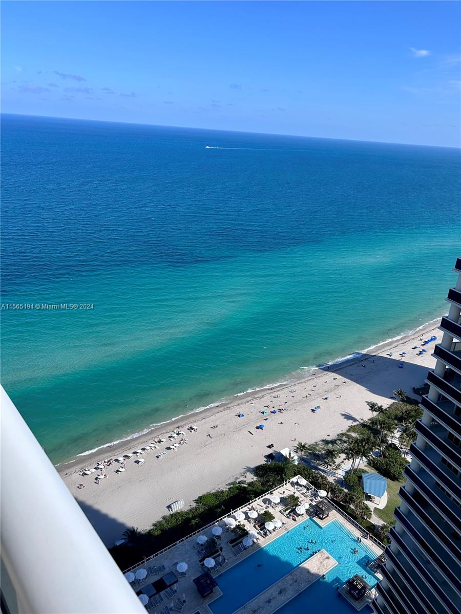 1830 S Ocean Dr 4106, Hallandale Beach, Florida 33009, 2 Bedrooms Bedrooms, ,2 BathroomsBathrooms,Residentiallease,For Rent,1830 S Ocean Dr 4106,A11565194