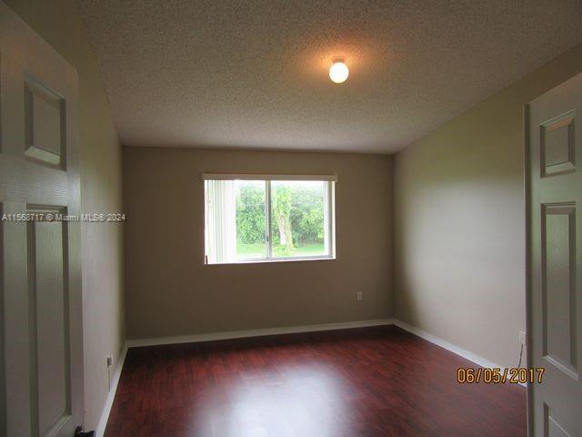 2308 SE 23rd Ter 2308, Homestead, Florida 33035, 3 Bedrooms Bedrooms, ,2 BathroomsBathrooms,Residential,For Sale,2308 SE 23rd Ter 2308,A11568717