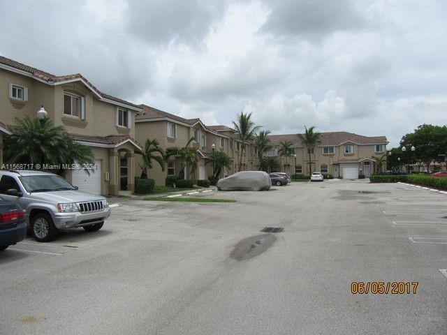 2308 SE 23rd Ter 2308, Homestead, Florida 33035, 3 Bedrooms Bedrooms, ,2 BathroomsBathrooms,Residential,For Sale,2308 SE 23rd Ter 2308,A11568717