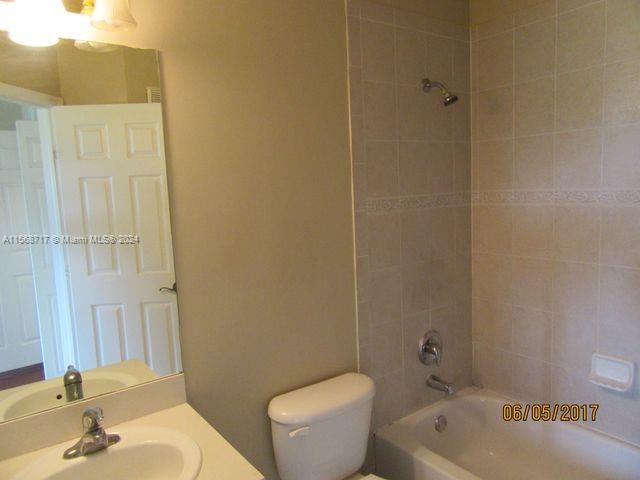 2308 SE 23rd Ter 2308, Homestead, Florida 33035, 3 Bedrooms Bedrooms, ,2 BathroomsBathrooms,Residential,For Sale,2308 SE 23rd Ter 2308,A11568717