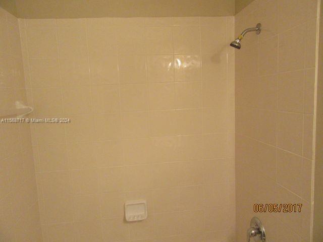 2308 SE 23rd Ter 2308, Homestead, Florida 33035, 3 Bedrooms Bedrooms, ,2 BathroomsBathrooms,Residential,For Sale,2308 SE 23rd Ter 2308,A11568717