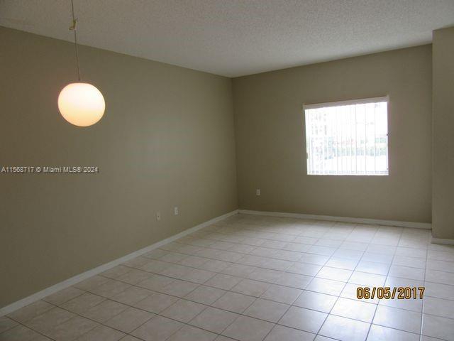 2308 SE 23rd Ter 2308, Homestead, Florida 33035, 3 Bedrooms Bedrooms, ,2 BathroomsBathrooms,Residential,For Sale,2308 SE 23rd Ter 2308,A11568717