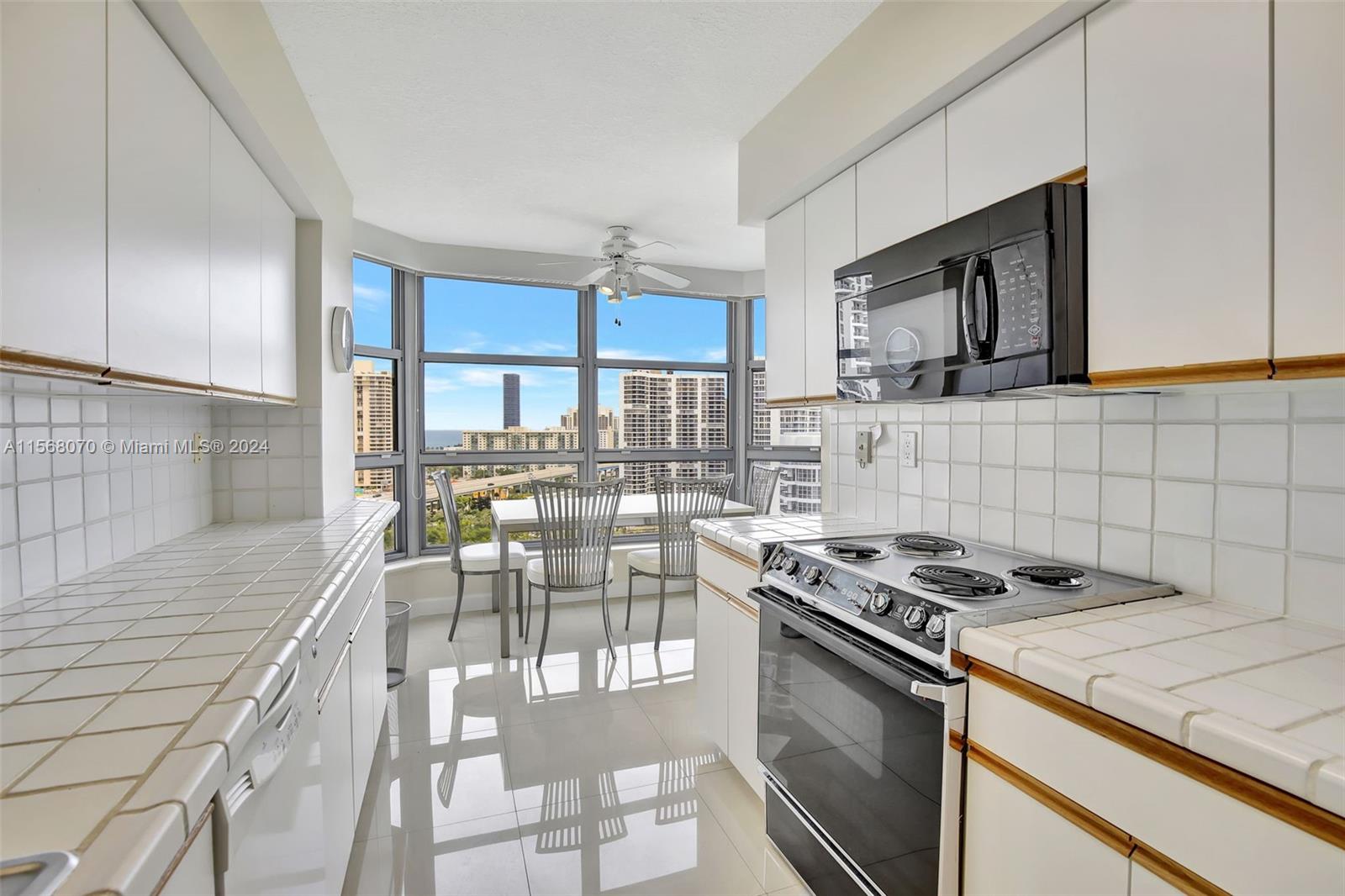 3530 Mystic Pointe Dr 2110, Aventura, Florida 33180, 2 Bedrooms Bedrooms, ,2 BathroomsBathrooms,Residential,For Sale,3530 Mystic Pointe Dr 2110,A11568070