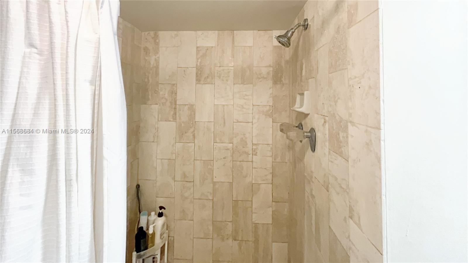 1717 N Bayshore Dr A-2744, Miami, Florida 33132, 1 Bedroom Bedrooms, ,1 BathroomBathrooms,Residentiallease,For Rent,1717 N Bayshore Dr A-2744,A11568684