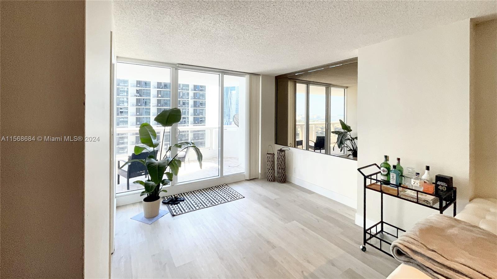 1717 N Bayshore Dr A-2744, Miami, Florida 33132, 1 Bedroom Bedrooms, ,1 BathroomBathrooms,Residentiallease,For Rent,1717 N Bayshore Dr A-2744,A11568684