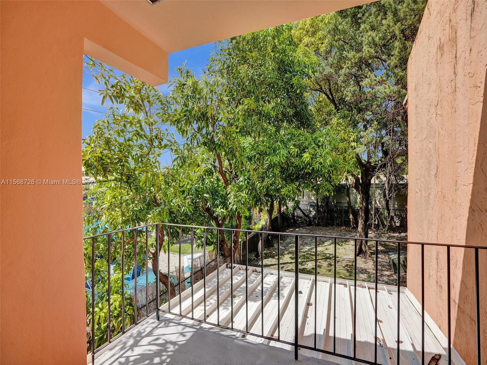 2421 NW 11th St 20B, Miami, Florida 33125, 3 Bedrooms Bedrooms, ,2 BathroomsBathrooms,Residential,For Sale,2421 NW 11th St 20B,A11568726