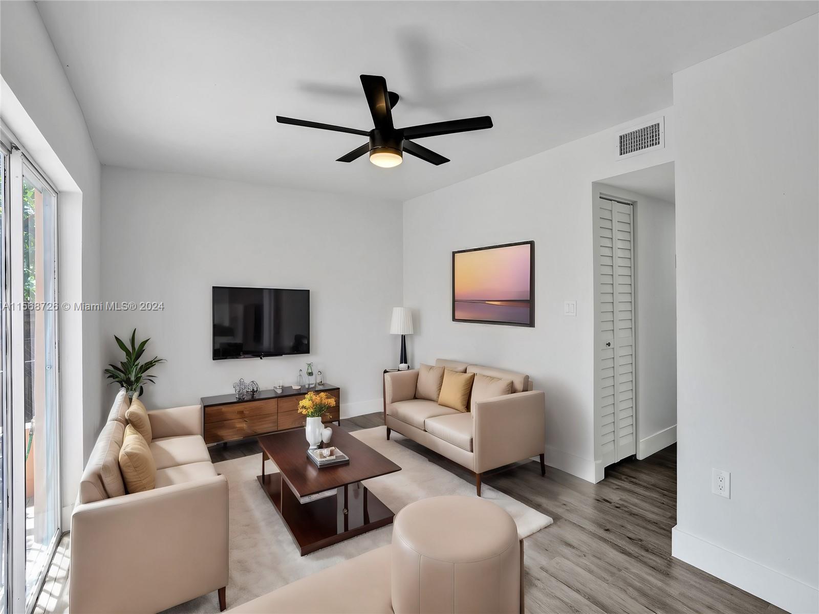 2421 NW 11th St 20B, Miami, Florida 33125, 3 Bedrooms Bedrooms, ,2 BathroomsBathrooms,Residential,For Sale,2421 NW 11th St 20B,A11568726