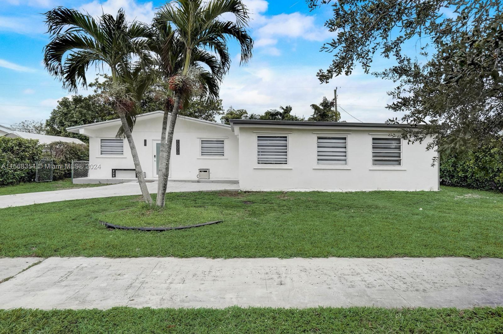 BEUTIFUL,BEUTIFUL,LOCATION SELLER MOTIVATED , RV Included  Property completely remodeled in one the most spectacular areas of Cutler Bay close to the Turnpike and Southland Mall , Beautiful pool and terrace and two storage room and Laundry room SELLER MOTIVATED
