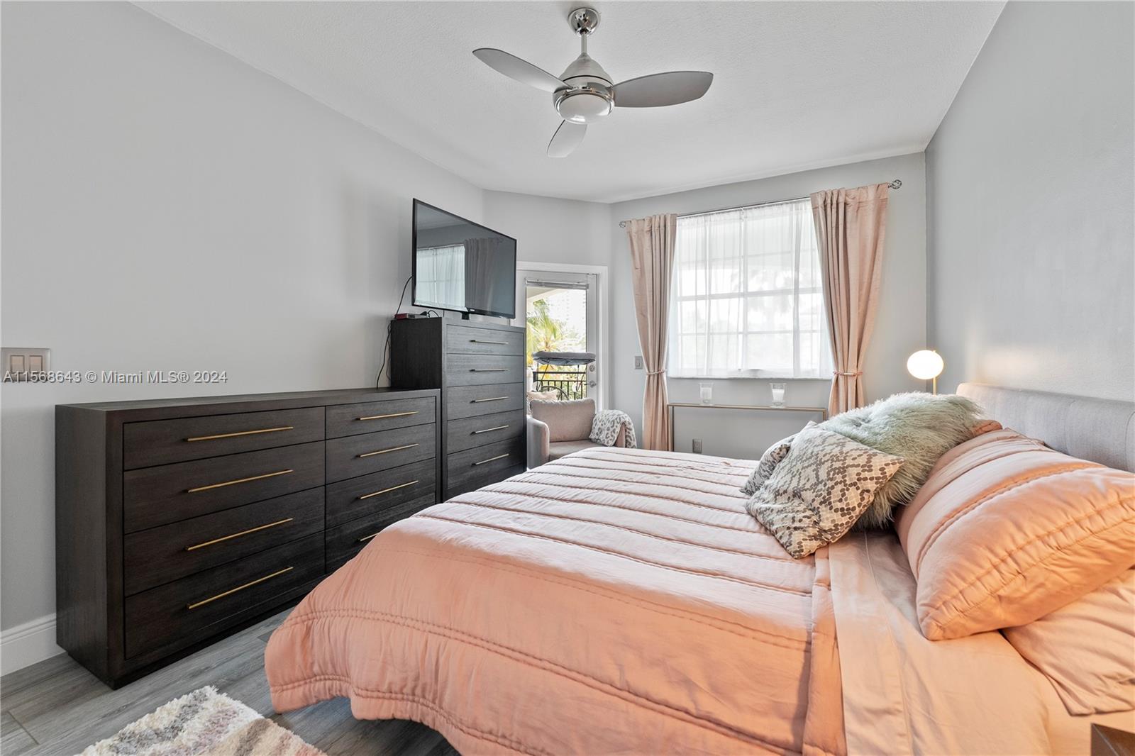 3155 NE 184th St 8302, Aventura, Florida 33160, 1 Bedroom Bedrooms, ,1 BathroomBathrooms,Residential,For Sale,3155 NE 184th St 8302,A11568643