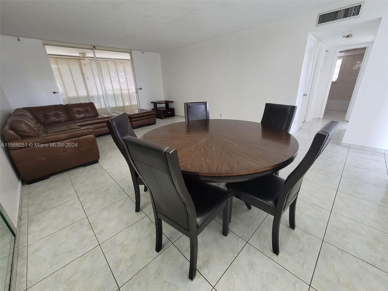 320 NE 12th Ave 408, Hallandale Beach, Florida 33009, 2 Bedrooms Bedrooms, ,2 BathroomsBathrooms,Residential,For Sale,320 NE 12th Ave 408,A11568051