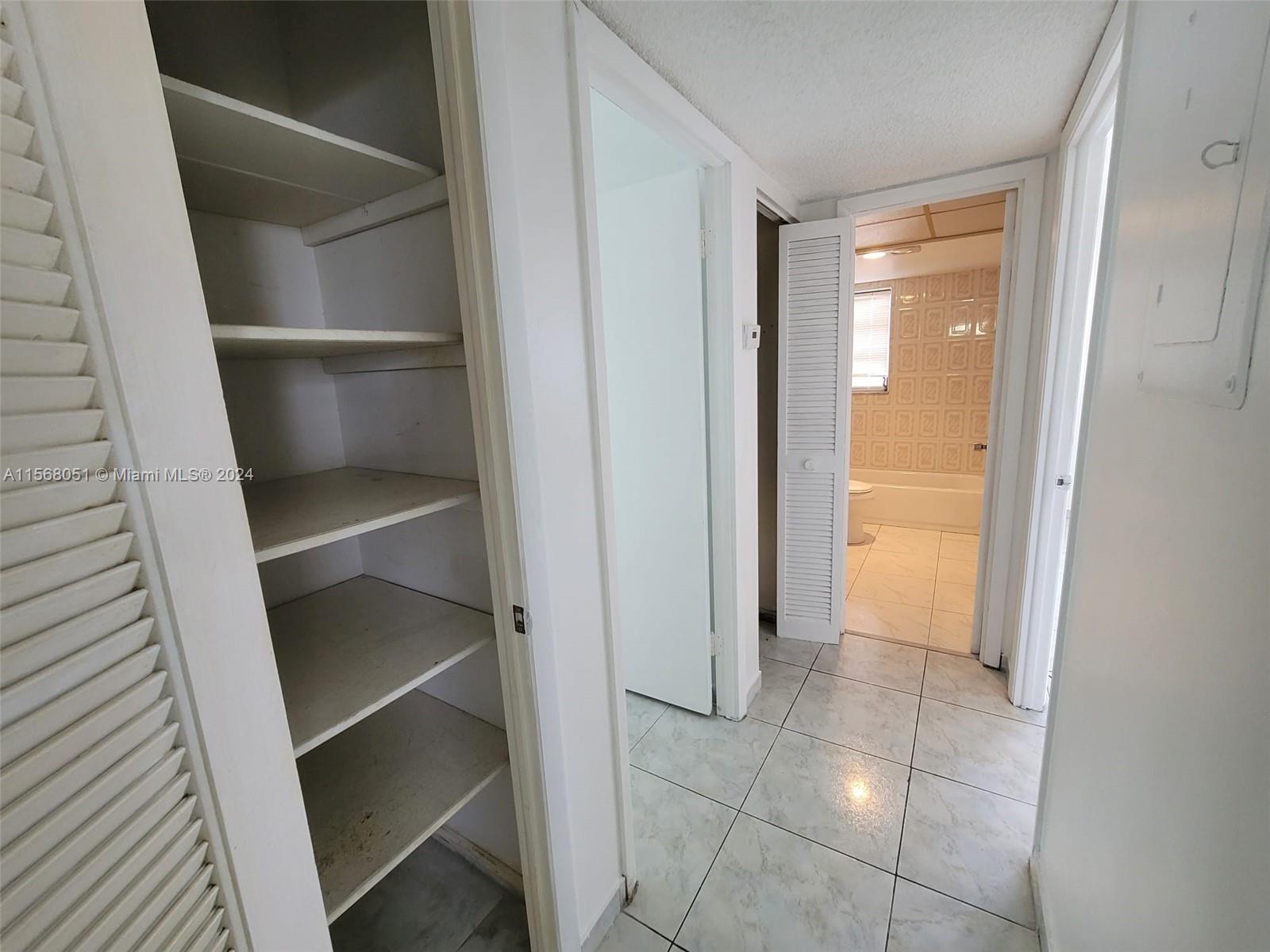 320 NE 12th Ave 408, Hallandale Beach, Florida 33009, 2 Bedrooms Bedrooms, ,2 BathroomsBathrooms,Residential,For Sale,320 NE 12th Ave 408,A11568051