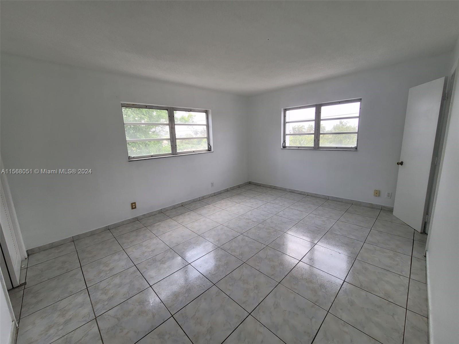 320 NE 12th Ave 408, Hallandale Beach, Florida 33009, 2 Bedrooms Bedrooms, ,2 BathroomsBathrooms,Residential,For Sale,320 NE 12th Ave 408,A11568051
