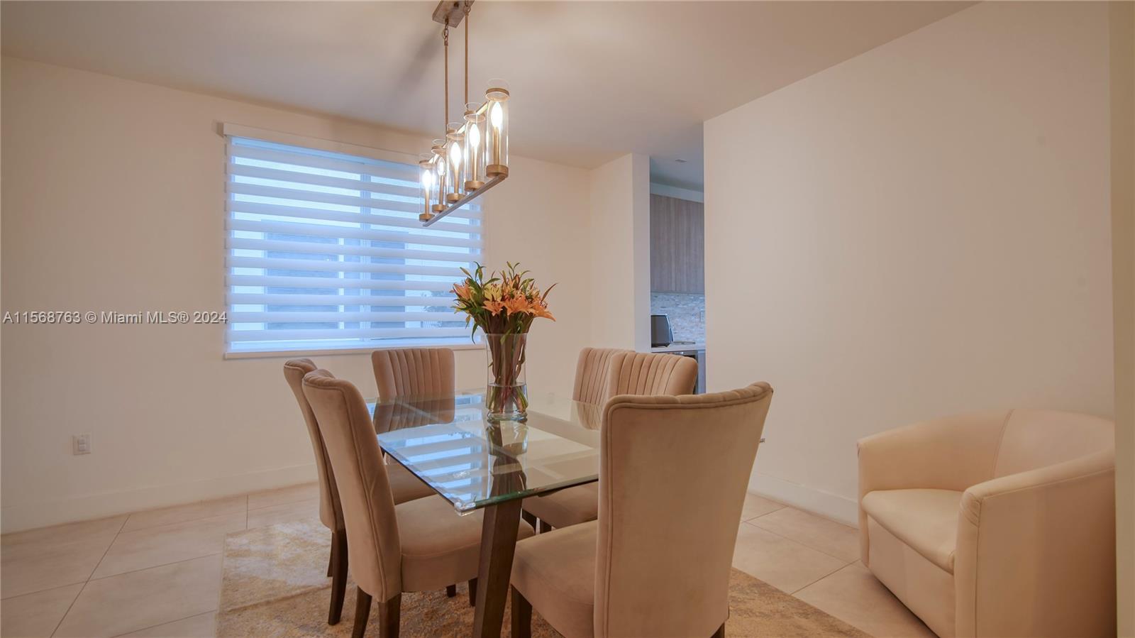 6750 NW 103rd Ave, Doral, Florida 33178, 5 Bedrooms Bedrooms, ,5 BathroomsBathrooms,Residential,For Sale,6750 NW 103rd Ave,A11568763
