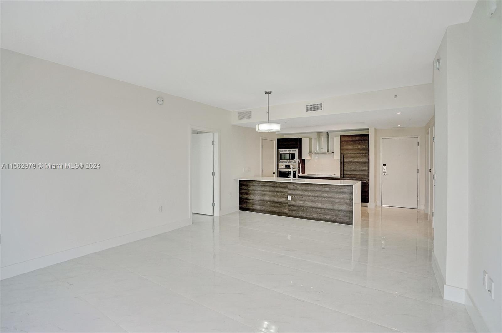 KITCHEN, LIVING ROOM