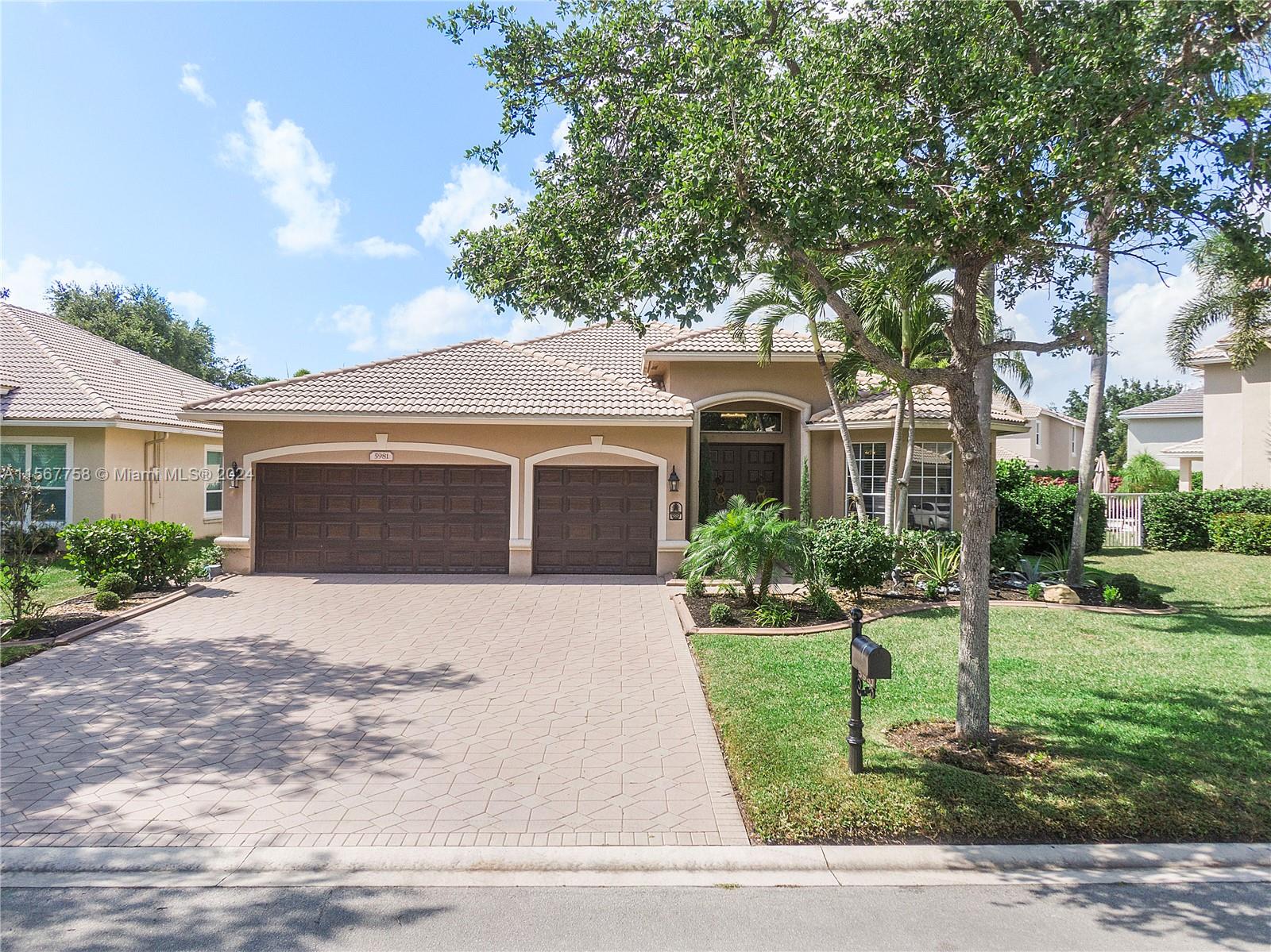 Coral Springs, Florida 33067, 4 Bedrooms Bedrooms, ,3 BathroomsBathrooms,Residential,For Sale,A11567758